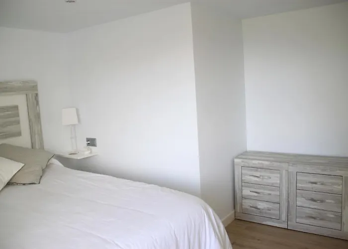 Rural Zuri Apartment