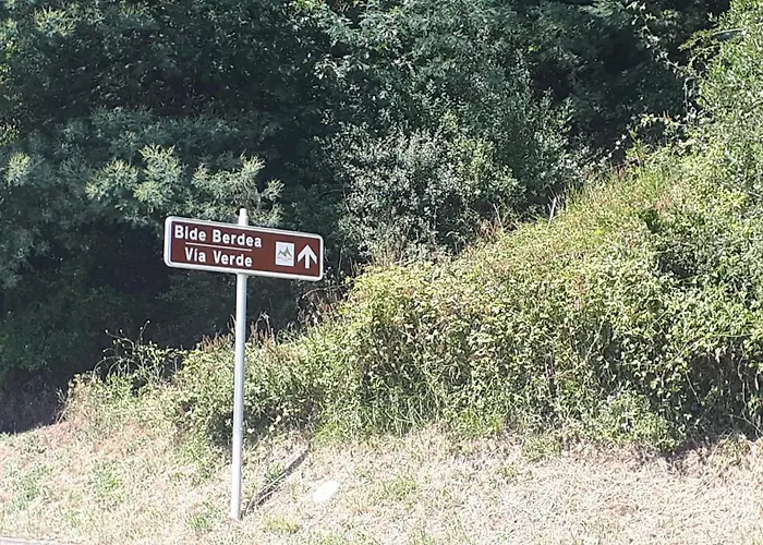 Rural Zuri Apartment