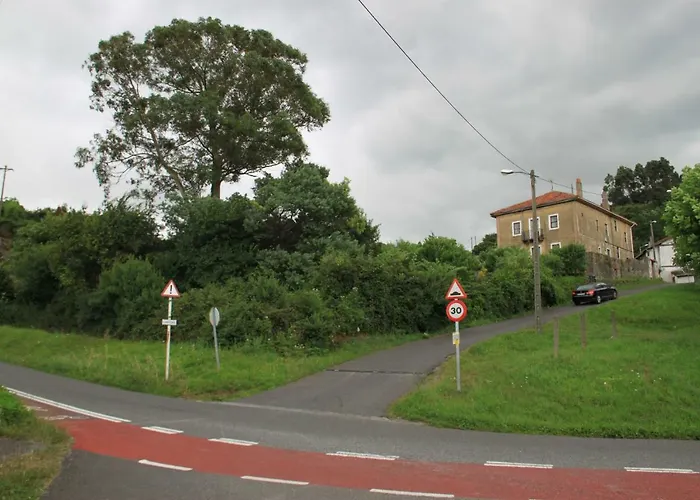 Rural Zuri Apartment *