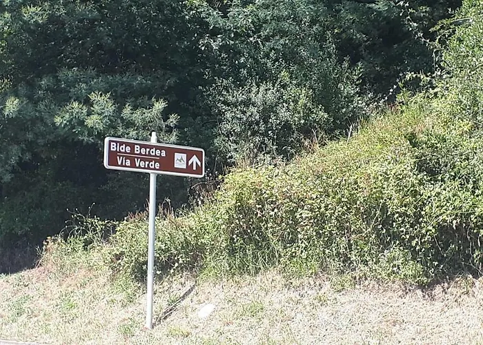 Rural Zuri Apartment