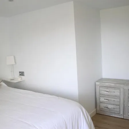 Rural Zuri Apartment