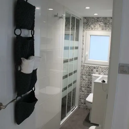 Rural Zuri Apartment
